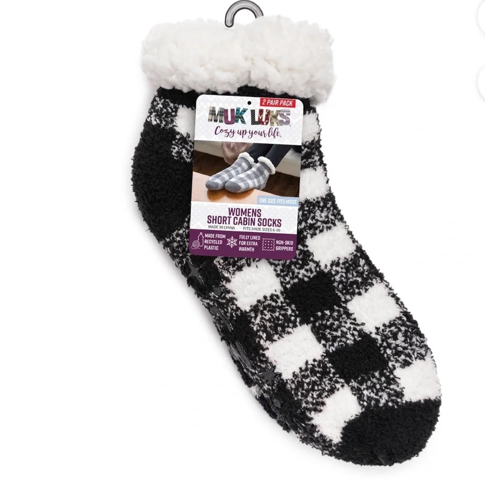 MUK‎ LUKS 2pairs warm & cozy faux fur red & black print Ankle Height Cabin socks
